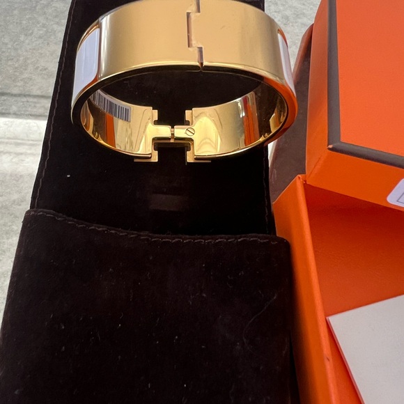 Like new in box Clic Clac H PM bracelet Large - Picture 3 of 8